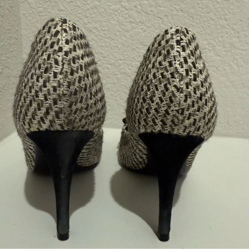 Tory Burch Cleo Tweed and Silk Bow High Heel Pump Brown Navy Leopard Size 7